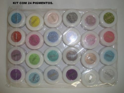 Kit com 12 pigmentos.